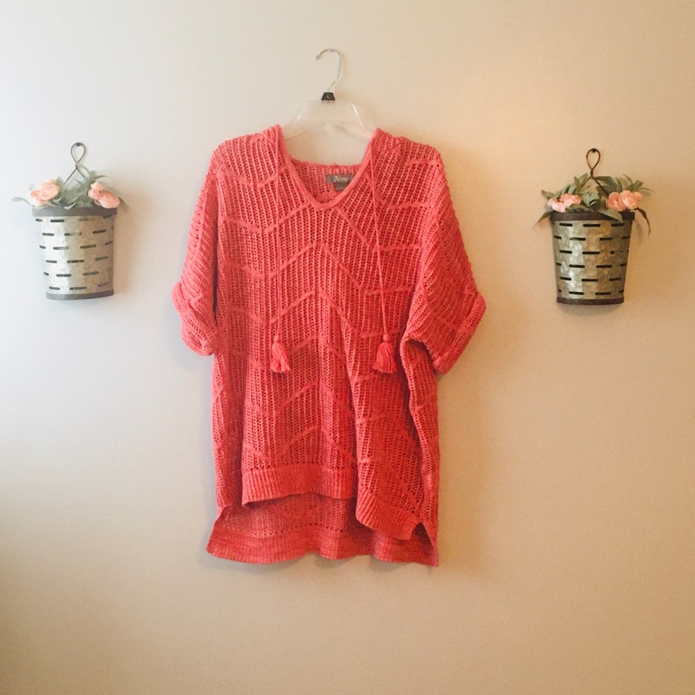 Coral top